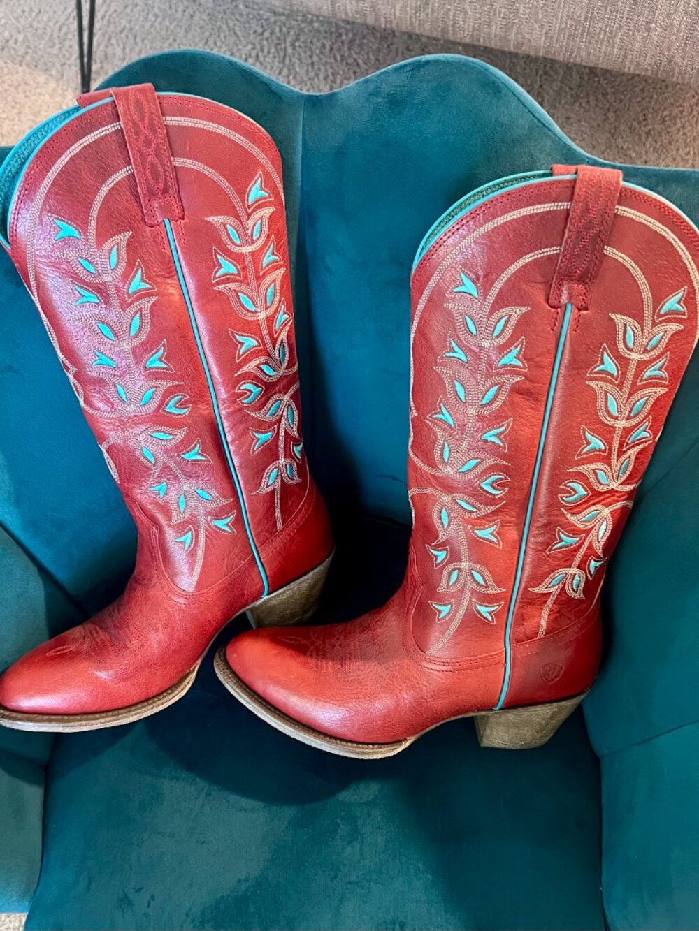 Desert Holly Western Boot - Picture 4 of 9